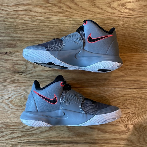 Nike Kyrie Flytrap 3 Cool gray - Picture 3 of 10
